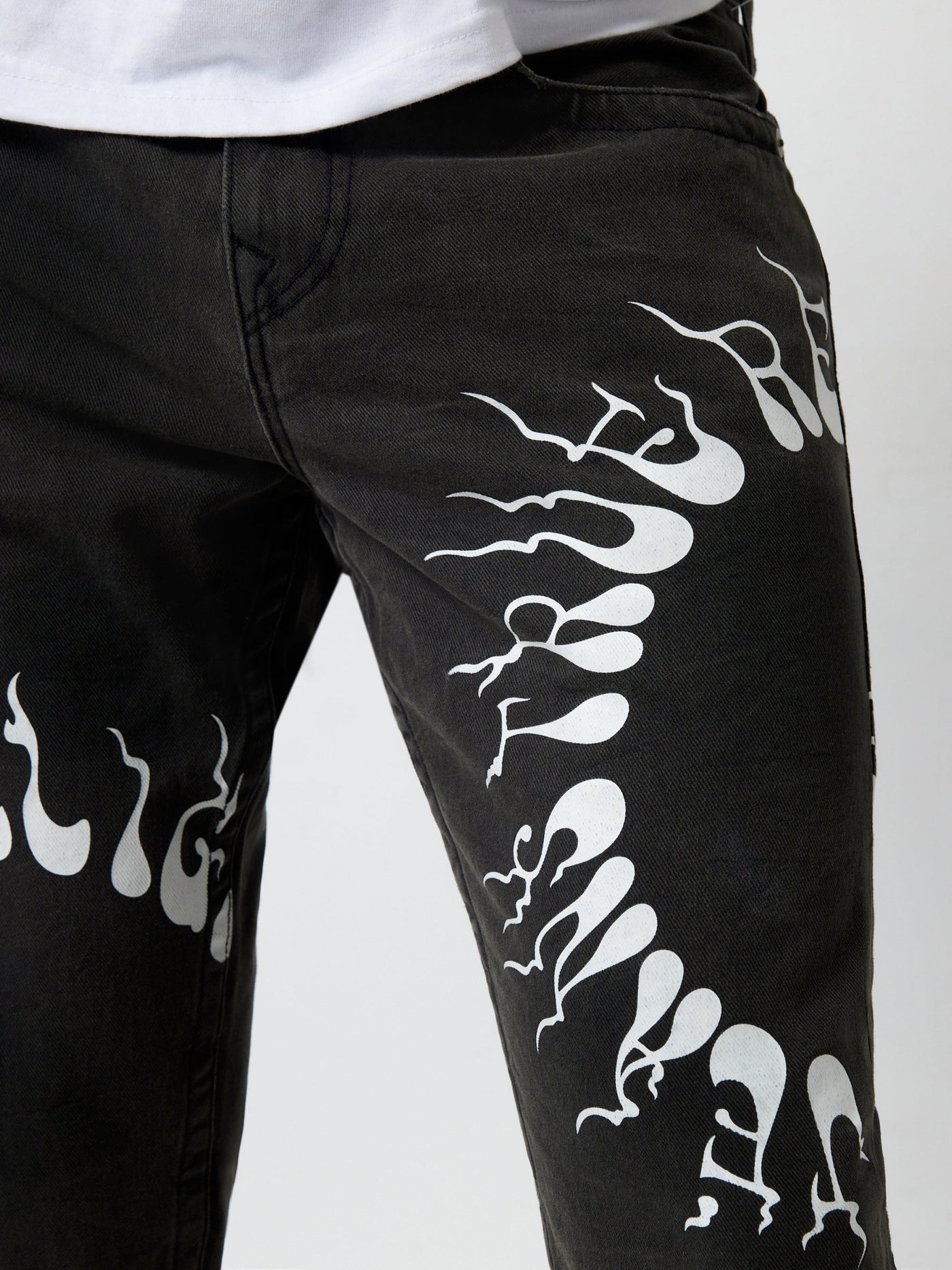 True Religion Dark Society Rocco Sn Flp 32In Medley Black Wash