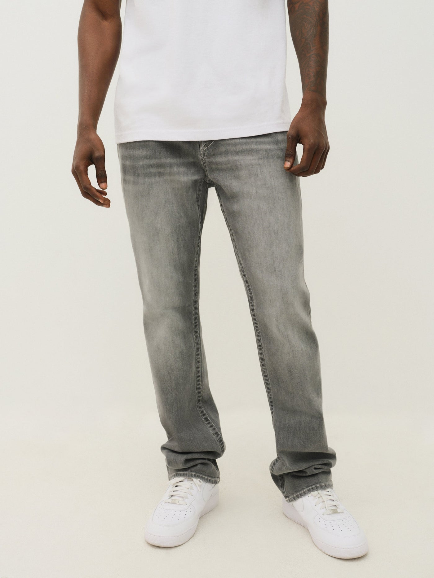 True Religion Ricky Sn Flap 34In Chalk Grey Wash