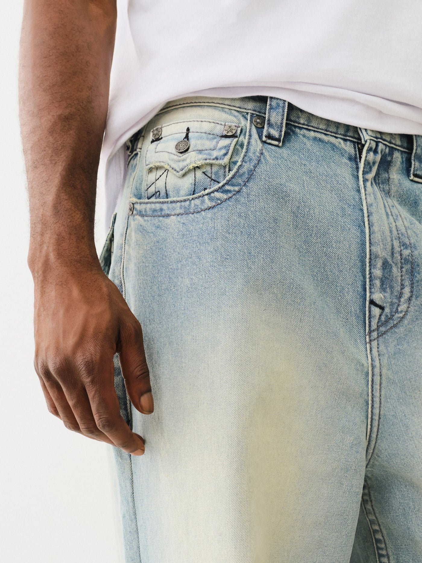 True Religion Mikey Sn Flap Kimmel Rd Light Wash