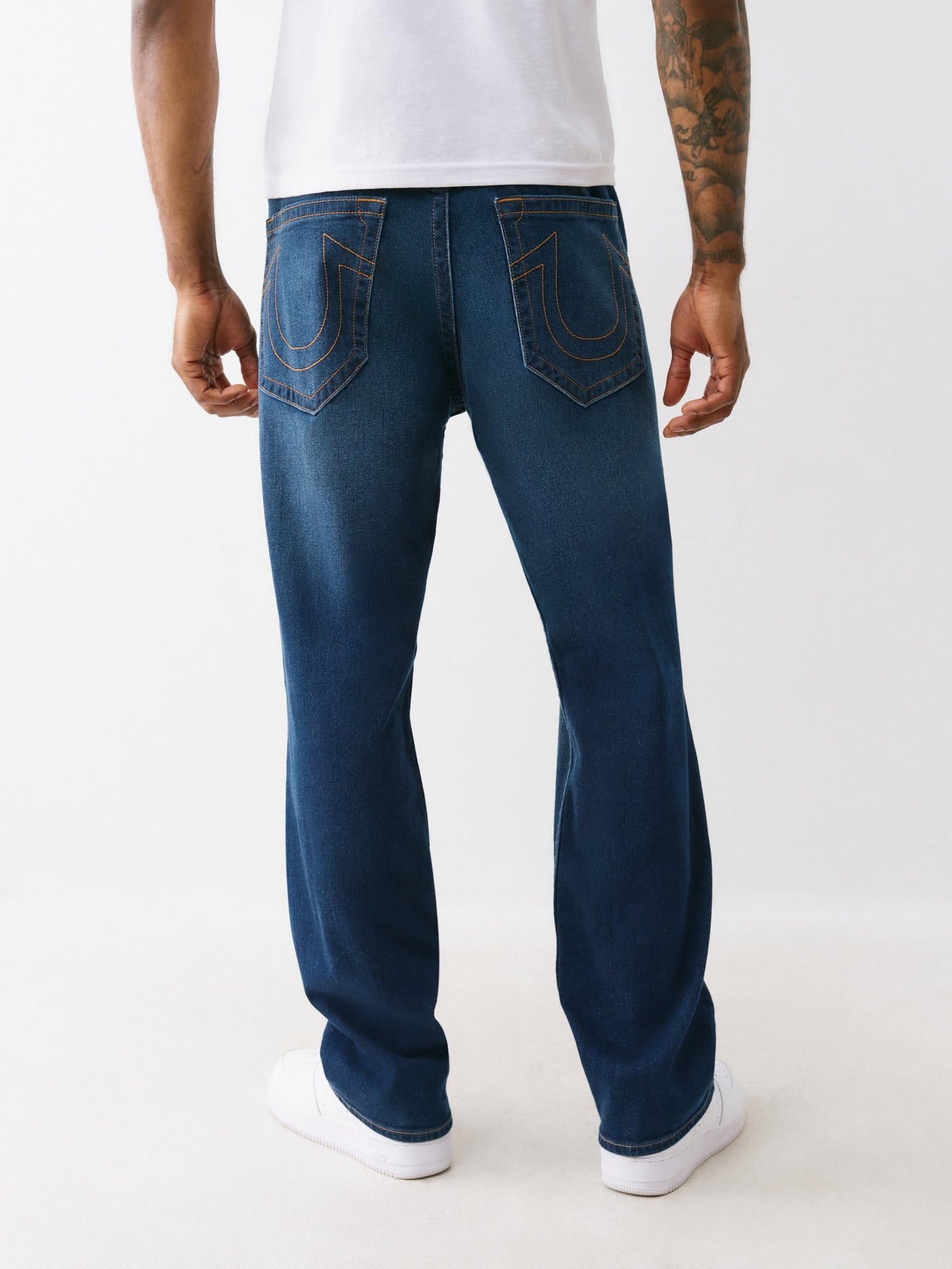 True Religion Bobby Sn Nf 32 Inseam Damon Dark Wash