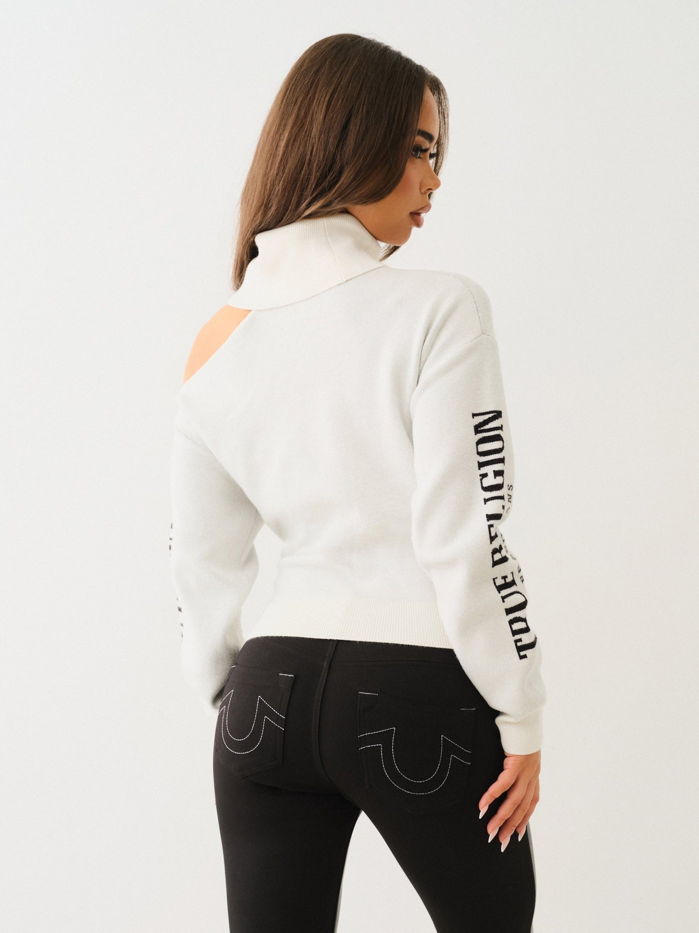 True Religion Turtle Neck Cold Shoulder Swtr Winter White
